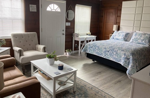 Ocean Beach Cottage | Cozy Cottage In Ocean Beach just 2 blocks from the Sand!