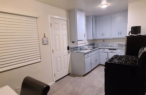 Victorville Apartment | Cozy Cove #13