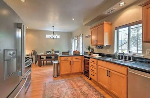 Ponderosa Trails House | Cozy Elegant home close to sledding-snow park