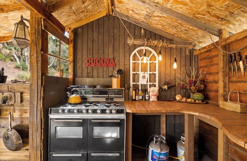 Leona Valley Cabin | Cozy Handcrafted Tree of Life Yurt