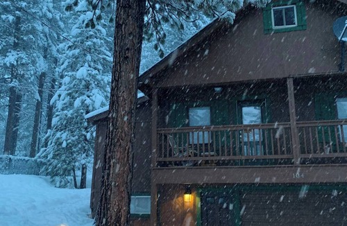 Calpine Cabin | Cozy Historic Mountain Cabin w. Loft