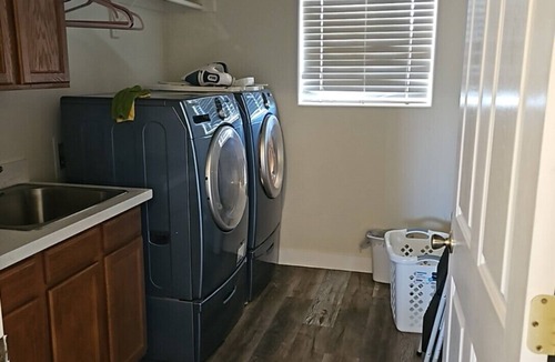 View Point House | Cozy home in beautiful Prescott, Az. Minutes from downtown.