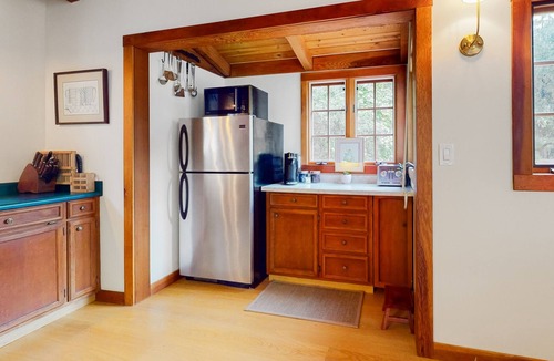 Hacienda House | Cozy home in quiet neighborhood with private hot tub, fire pit, & spacious deck