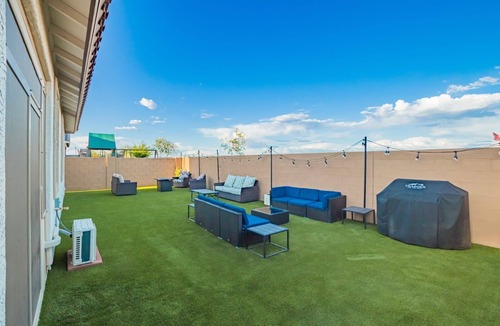 Maricopa County House | Cozy home with a modern touch. Perfect get-a-way that is quiet & serene.