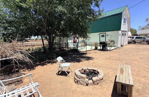 Kingman House | Cozy kid friendly Barn-dominiom” in Kingman