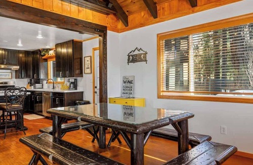 Summit Estates House | Cozy Paradise Cabin | Hot Tub | Game Room | By Slopes