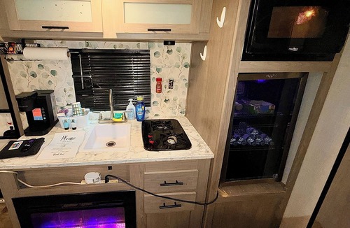 Clearlake House | Cozy RV Oasis 5 Min to Adventist Health and Redbud Park Clearlake