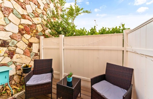 Washington Culver Apartment | Cozy Studio - Mins to WeWork, Sony Pics & Venice with Parking