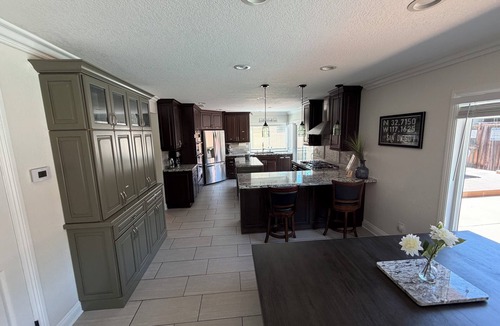 Tierrasanta House | Cozy Suburban Family Retreat With Easy City Access