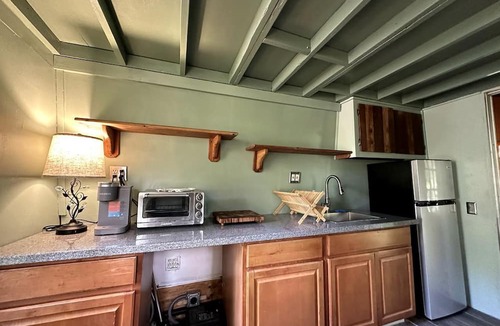 Topanga Cottage | Cozy Unique Cottage for a Peaceful Escape in Nature in Topanga, California