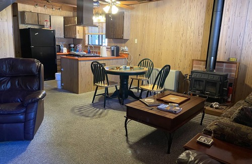 Lake Almanor Country Club Cabin | Cozy Conifer Cabin in the Country Club at Lake Almanor