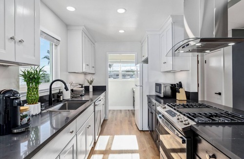 Linda Vista House | Cozy Zen Pool, Jacuzzi, & Arcade Game Room Home in the Heart of San Diego
