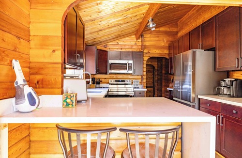 Prescott Cabin | CozyCreekCabin-Treehouse-Large Deck-Mountain Home