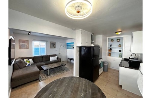 Crown Point Cottage | Crown Point Cottage 2
