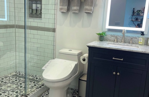 Lucerne - Higuera House | Culver Coop 360 - Luxurious Guesthouse with Rooftop Deck