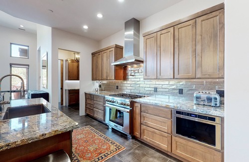 West Sedona House | Custom luxury home with Cathedral Rock views, outdoor living, hot tub, & firepit