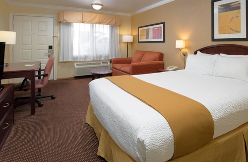 Pinole Hotel | Days Inn by Wyndham Pinole Berkeley