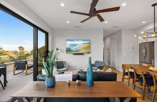 Del Mar Heights Apartment | Del Mar Retreat - Spa, BBQ, Firepit, AC, Laundry
