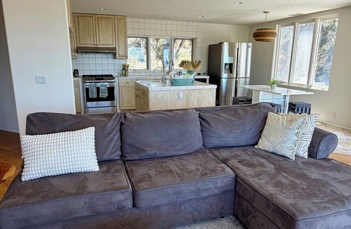 Del Mar Heights House | Del Mar Sea Sanctuary. Spacious 4-bedroom Del Mar house. Views in every room!