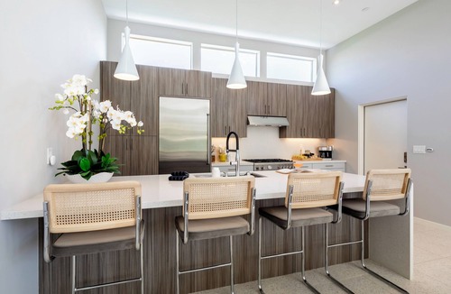 Racquet Club West House | Desert Oasis Getaway with Spectacular Mountain Views, City ID 042256