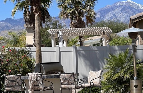 Desert Hot Springs House | Desert Paradise Pool Golf & Views