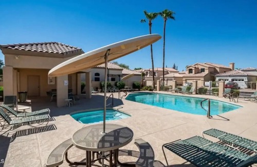 Paradise Valley Village House | Desert Ridge, City North, High Street, Shop, Dine, golf, Mayo Clinic. Furnished.
