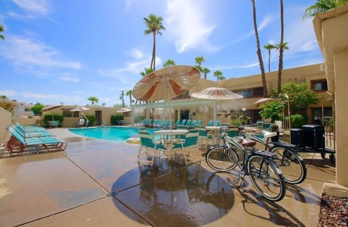 Little Tuscany Apartment | Desert Vacation Villas 2BR Apartment with Resort Access