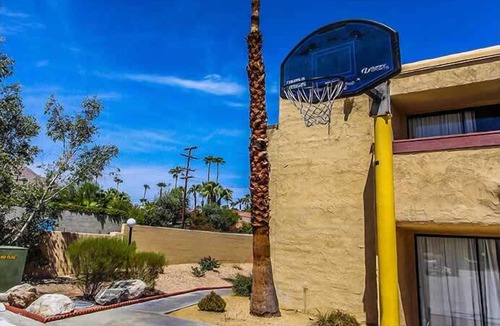 Little Tuscany Apartment | Desert Vacation Villas 2BR Apartment with Resort Access