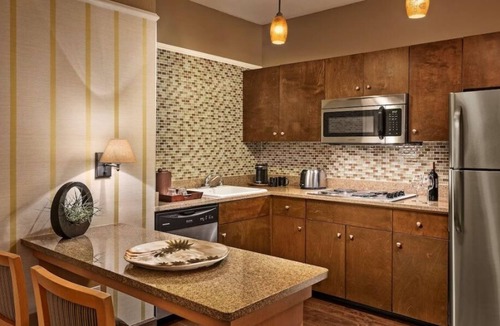 Gainey Village Villas House | Discover Ideally Located Suites in Gainey Ranch AZ w/ Free Parking & Breakfast!