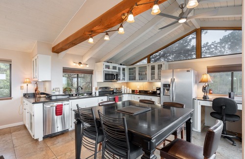 Prescott House | Discover Prescott charm, just a 7-min drive from Whiskey Row with amazing views!