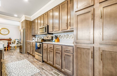 Prescott Valley House | Dog-friendly home & guest house with fenced yard, playground, & washer/dryer