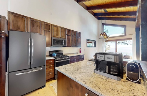 Tahoe Village House | Dog-friendly mountain retreat with private hot tub, fireplace & views, sleeps 8