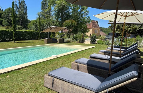 Savignac-de-Miremont House | Domaine la Berjaliotte: wide-open spaces, peaceful and cozy