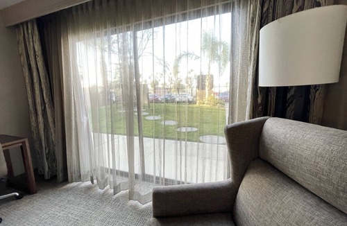 Downtown Hotel | DoubleTree by Hilton Fresno Convention Center