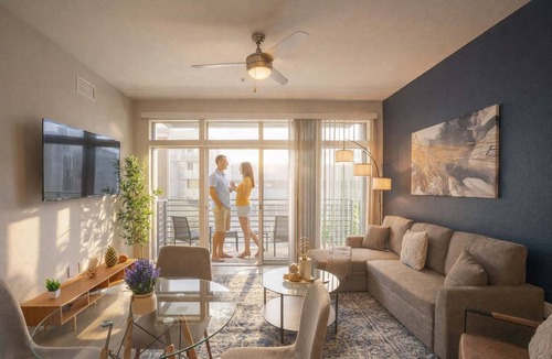 Evans Churchill Apartment | Downtown Phoenix Retreat | Walk to Arts District