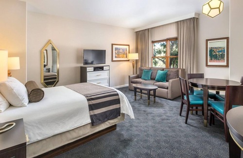 East Village Resort | Downtown San Diego Studio at WorldMark Balboa Park – Walk to Zoo & Gaslamp