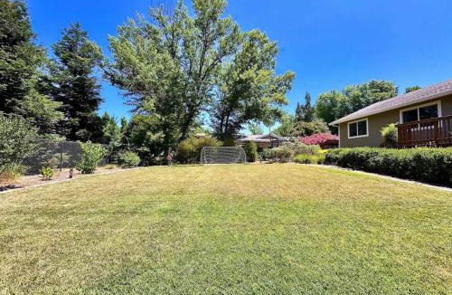 Loomis House | Dream Backyard Family home-Swim Spa-Gym-EV Charging