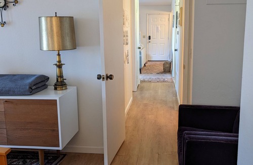 Sonoma Condo | Easy access to Sonoma Town Square 4-5 blocks away.