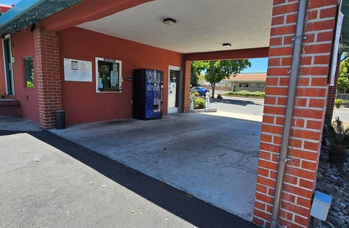 Pittsburg Hotel | El Dorado Motel