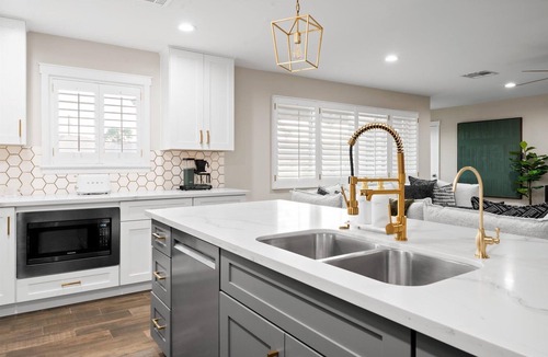 Village Grove House | Elevated Old Town Scottsdale Pool| Spa| Sauna|Gym