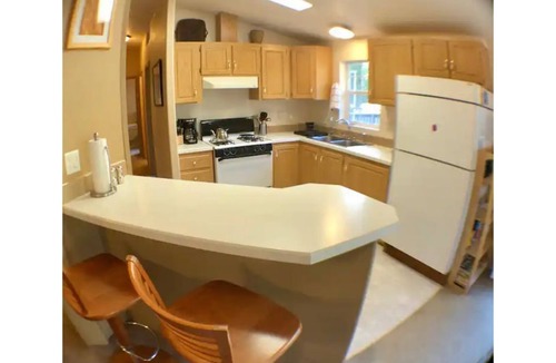 Cottage Grove House | Elk Creek Ranch
