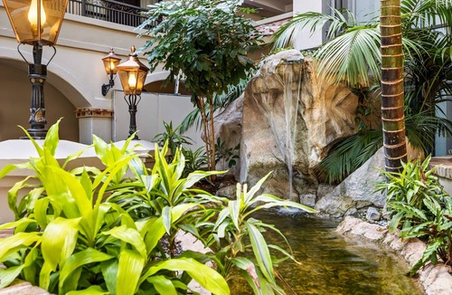 El Segundo Hotel | Embassy Suites by Hilton Los Angeles LAX South/El Segundo
