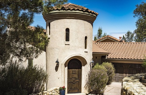 Solvang House | ENCHANTING ITALIAN VILLA! CLOSE TO SOLVANG--- STUNNING SUNSET VIEWS!!!
