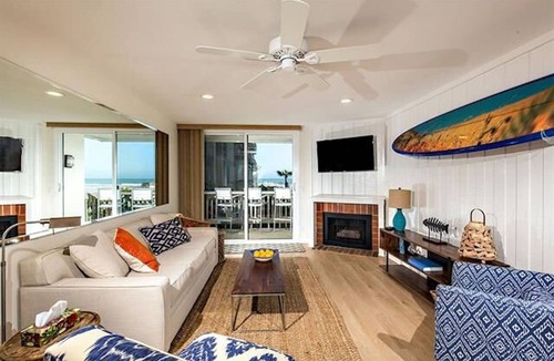 Townsite Condo | Endless Summer - Remodeled Condo on Beach at North Coast Village, Oceanside, CA