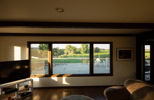 Raisin House | Enjoy the beautiful Kings River and spectacular Sierra views at Riverbend Ranch