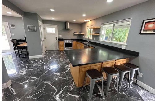 Bechelli House | Enjoy the Sacramento River Retreat!