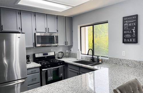 North Highlands House | Entire beautiful 2 bedroom house.