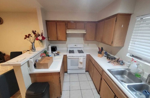 Lamanda Park Condo | Entire Condo. Caltech Area. 2 Bedroom, 2 1/2 Bath