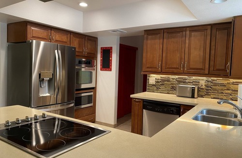 Uptown Design District House | Escape the city, relax in your own private desert oasis