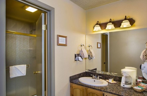 South Lake Tahoe House | Escape to Lake Tahoe's Natural Paradise! Balcony + Gas Fireplace | Pool & Beach